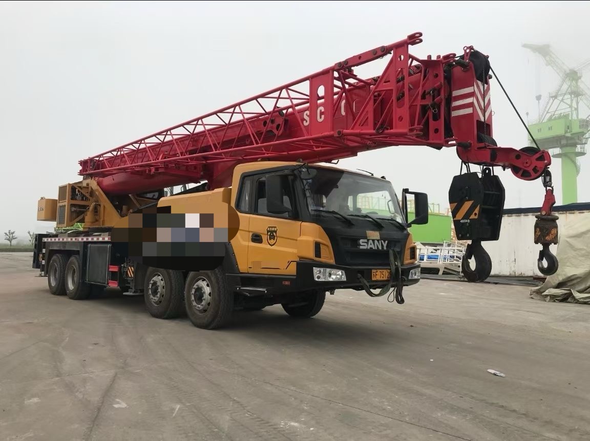琼结县工厂设备吊装租赁吊车