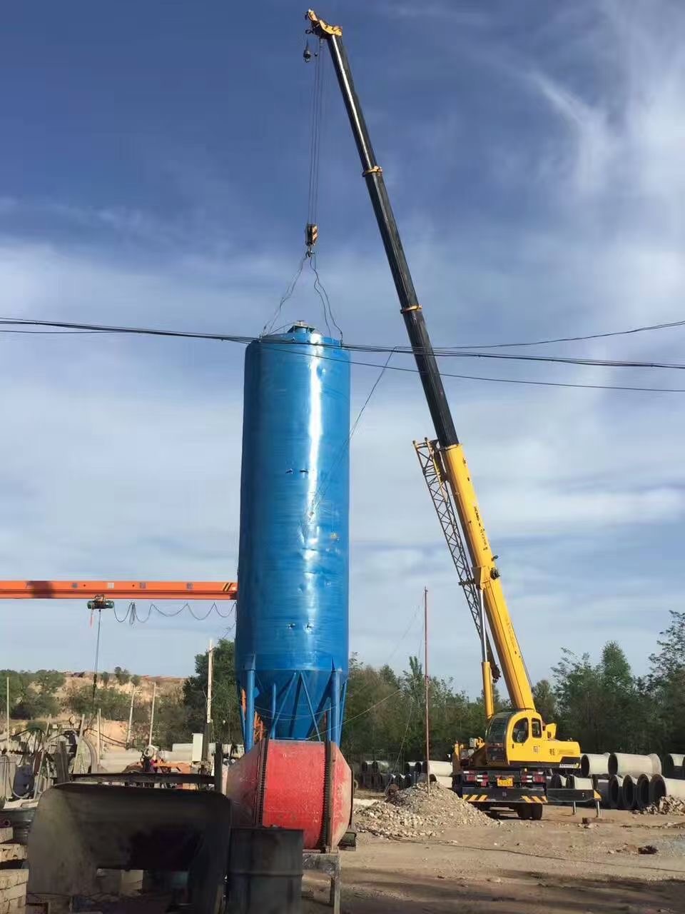 琼结县吊车一定不能作为载人工具使用