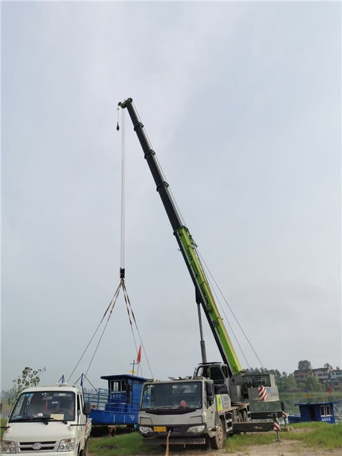 琼结县桥梁建设吊装案例